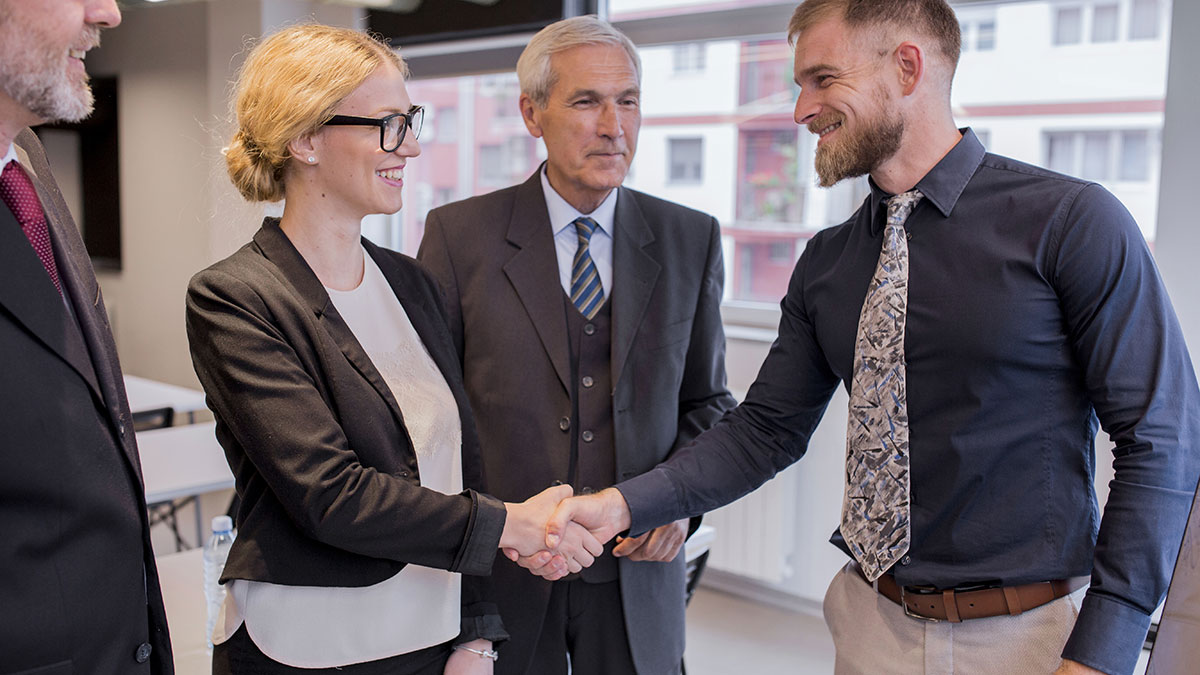 8 de abril charla: Pactos de Socios